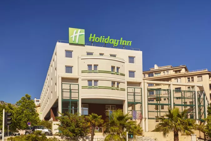 Holiday Inn Toulon City Centre 01